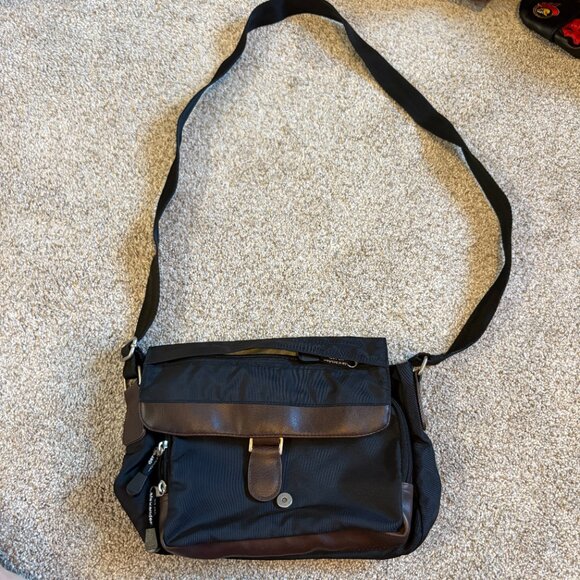 Derek Alexander Crossbody Purse Black Nylon Material Brown Trim - Picture 5 of 16